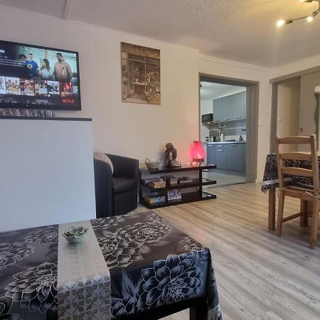 Appartement Rethel - Netflix - Marc & Cecile Zewnętrze zdjęcie